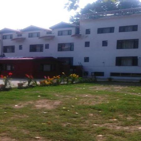 Hotel Grand Jigar Srīnagar Dış mekan fotoğraf