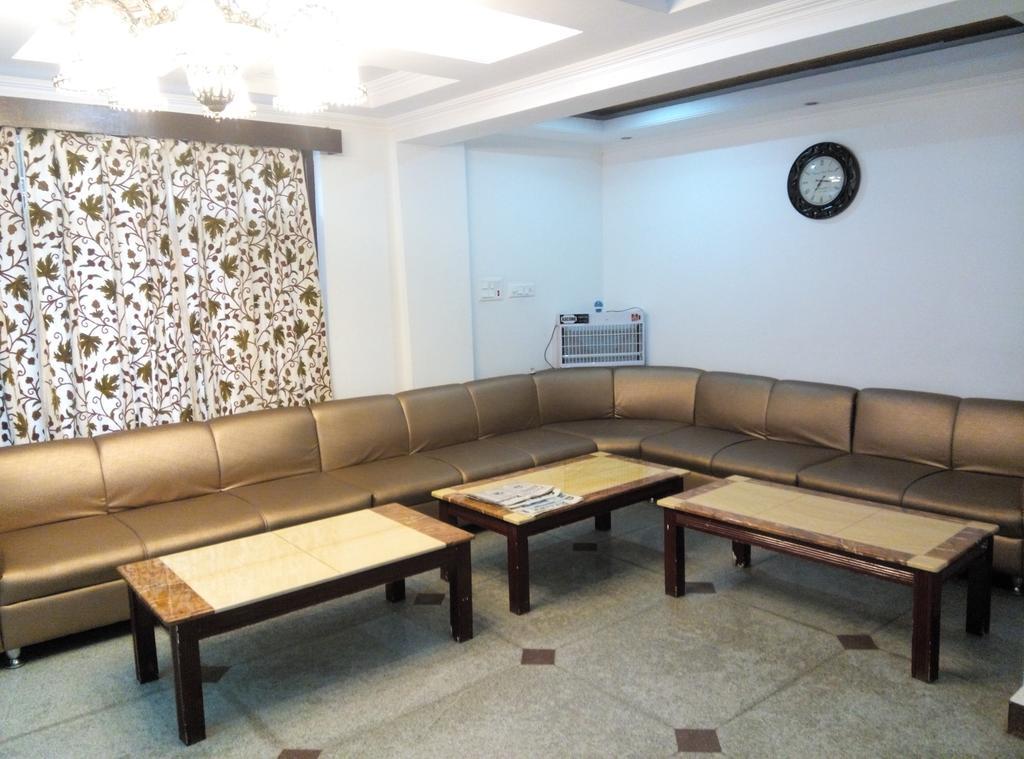 Hotel Grand Jigar Srīnagar Dış mekan fotoğraf