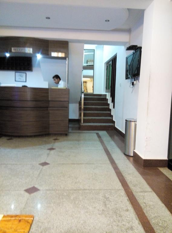 Hotel Grand Jigar Srīnagar Dış mekan fotoğraf