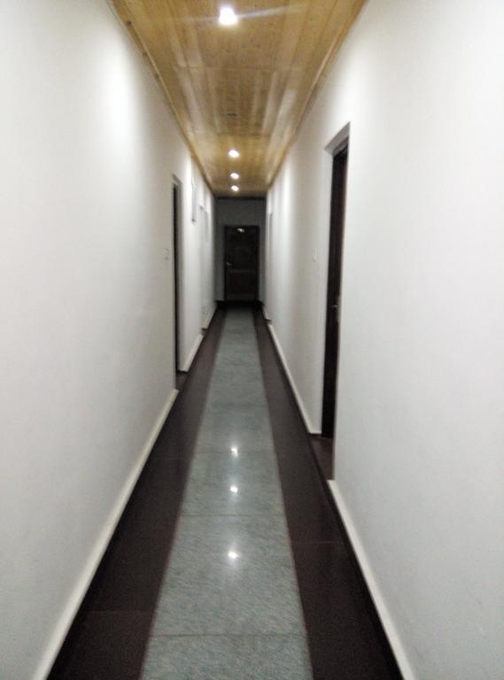 Hotel Grand Jigar Srīnagar Dış mekan fotoğraf